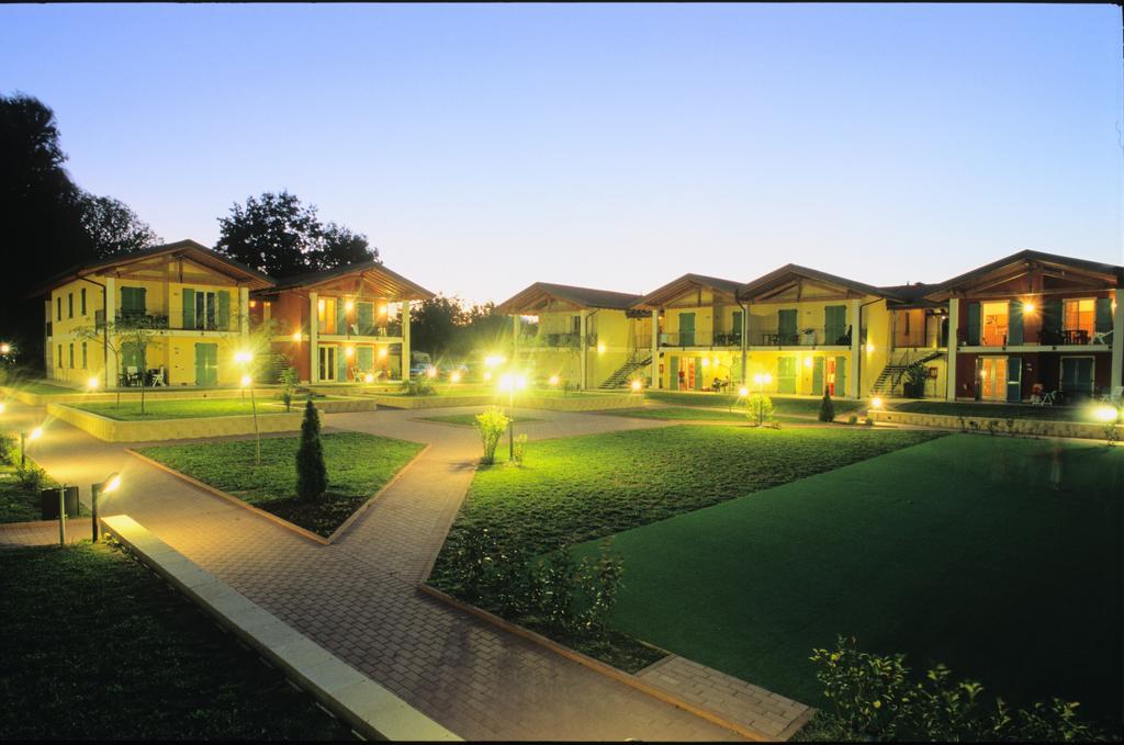 Residence Alice Dormelletto Exteriér fotografie